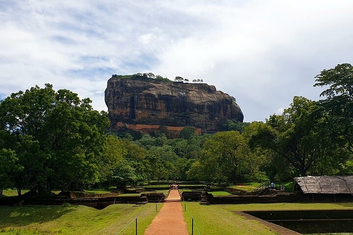 1 Day - Sigiriya Rock & Cultural Experience